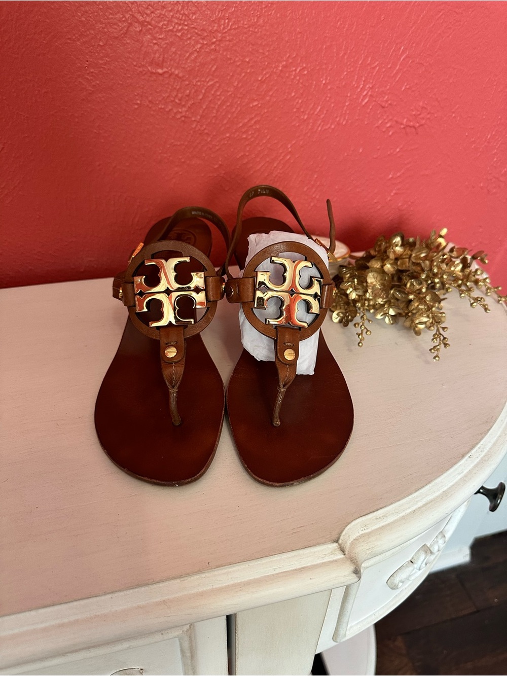 Tory Burch Brown Kitten Heel Leather T-Strap Sandals with Gold Logo Accent